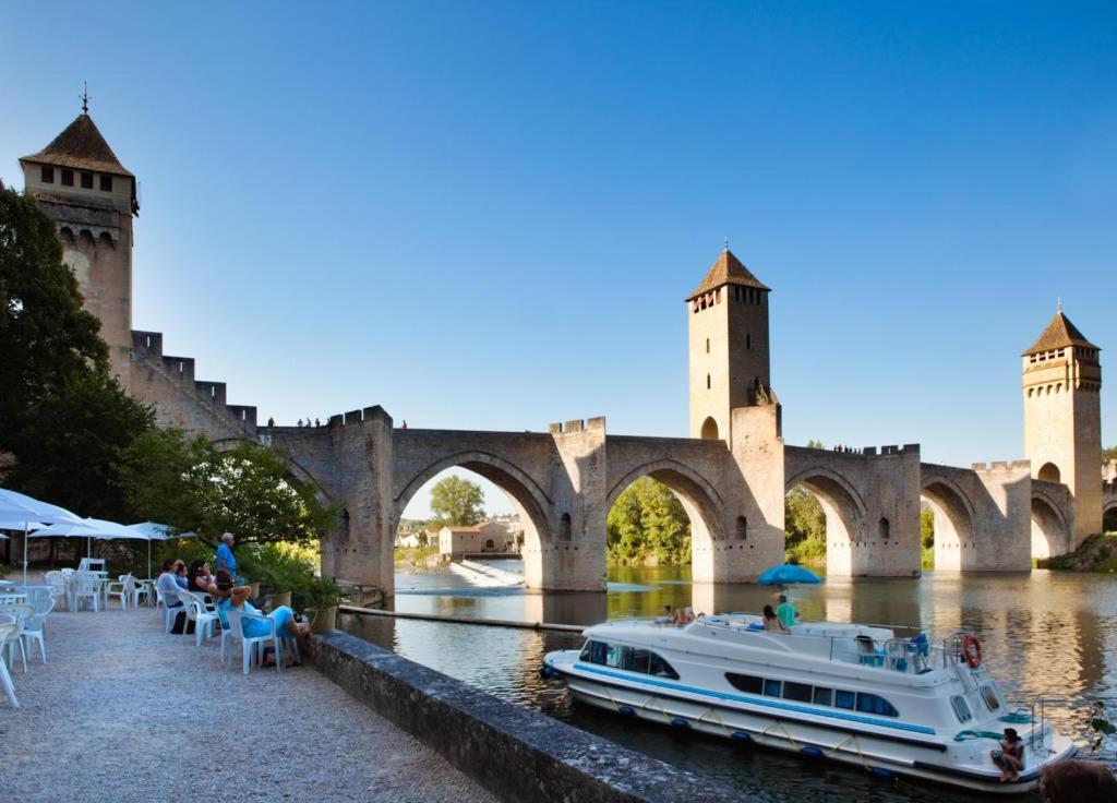 Le Tapis Vert Cahors Eksteriør billede